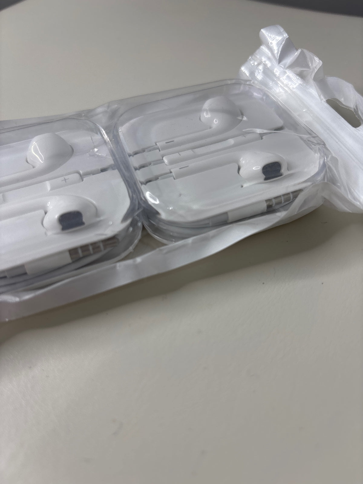 Wired Earphones with Remote and Mic - Pack of 2