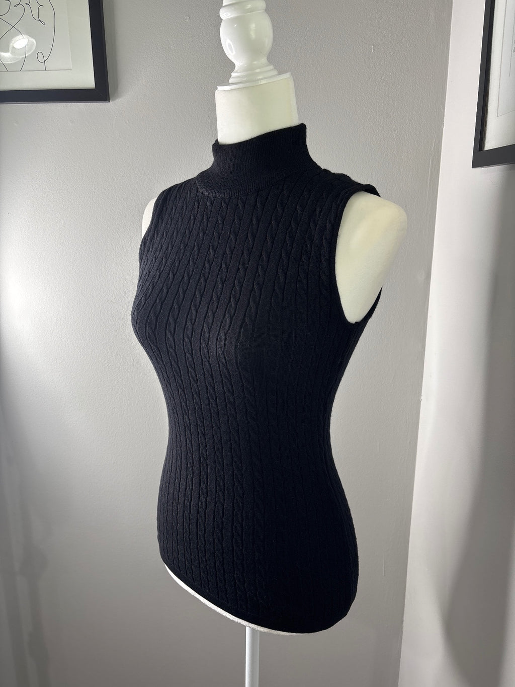 Sherie Collette Black Cable Knit Sleeveless Turtleneck Sweater Top Medium