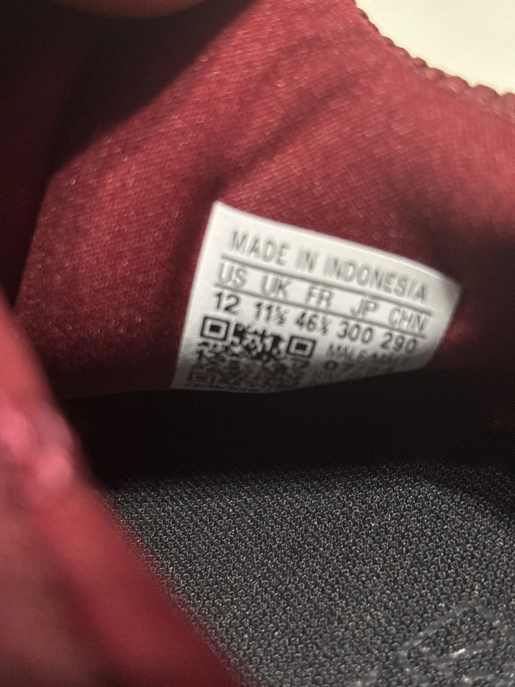 Adidas Cloudfoam Comfort Burgundy Athletic Sneakers