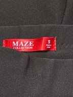 Maze collection black stretchy skinny pants
