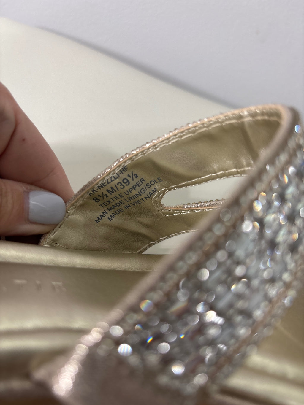 Kelly & Katie Women's Beaded Strap Slide Sandals Size 8.5M
