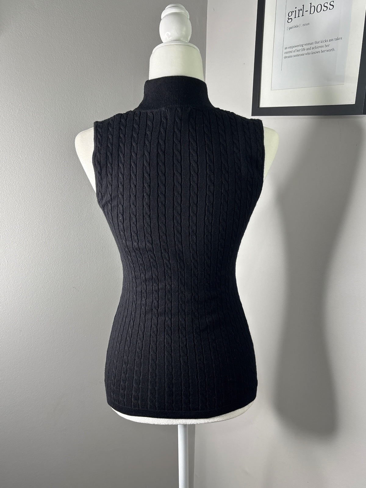 Sherie Collette Black Cable Knit Sleeveless Turtleneck Sweater Top Medium