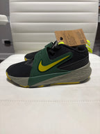 Nike Boys Basketball Shoes Green Yellow Black Size 10