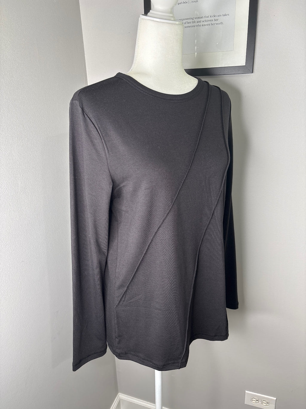 Black Long Sleeve Crew Neck Top with Diagonal Stitch Detail, Size M