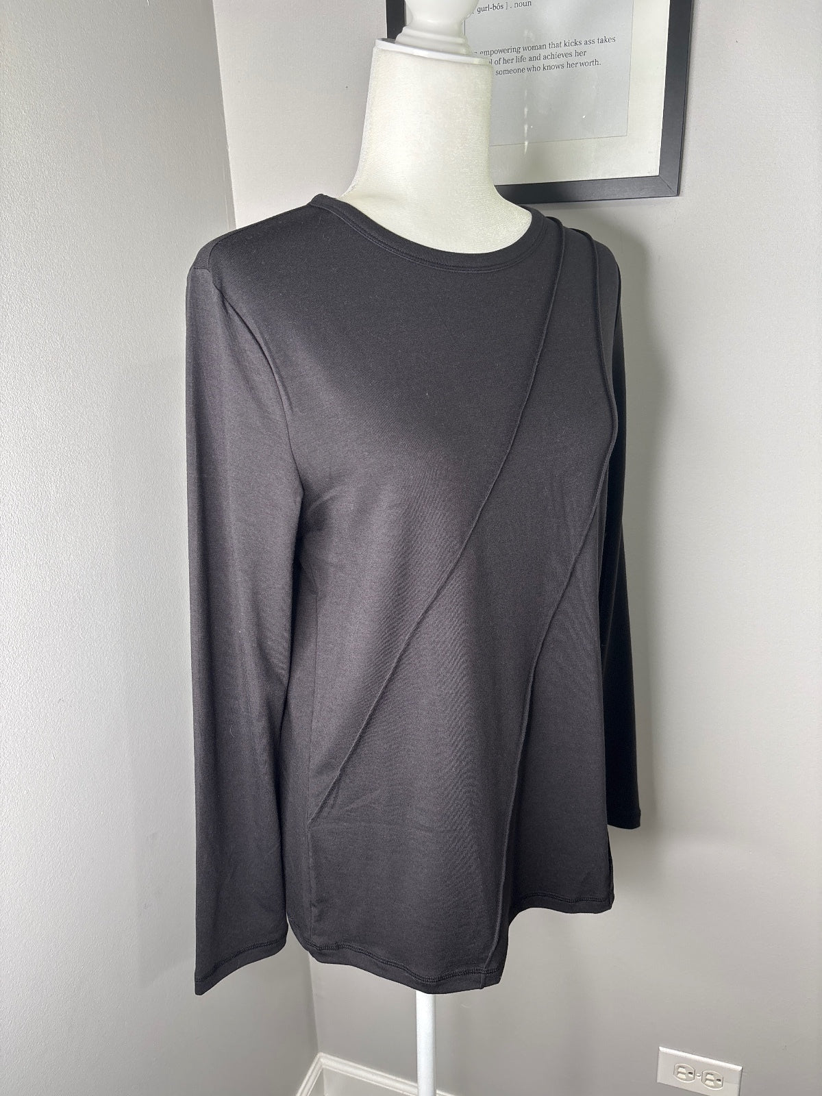Black Long Sleeve Crew Neck Top with Diagonal Stitch Detail, Size M