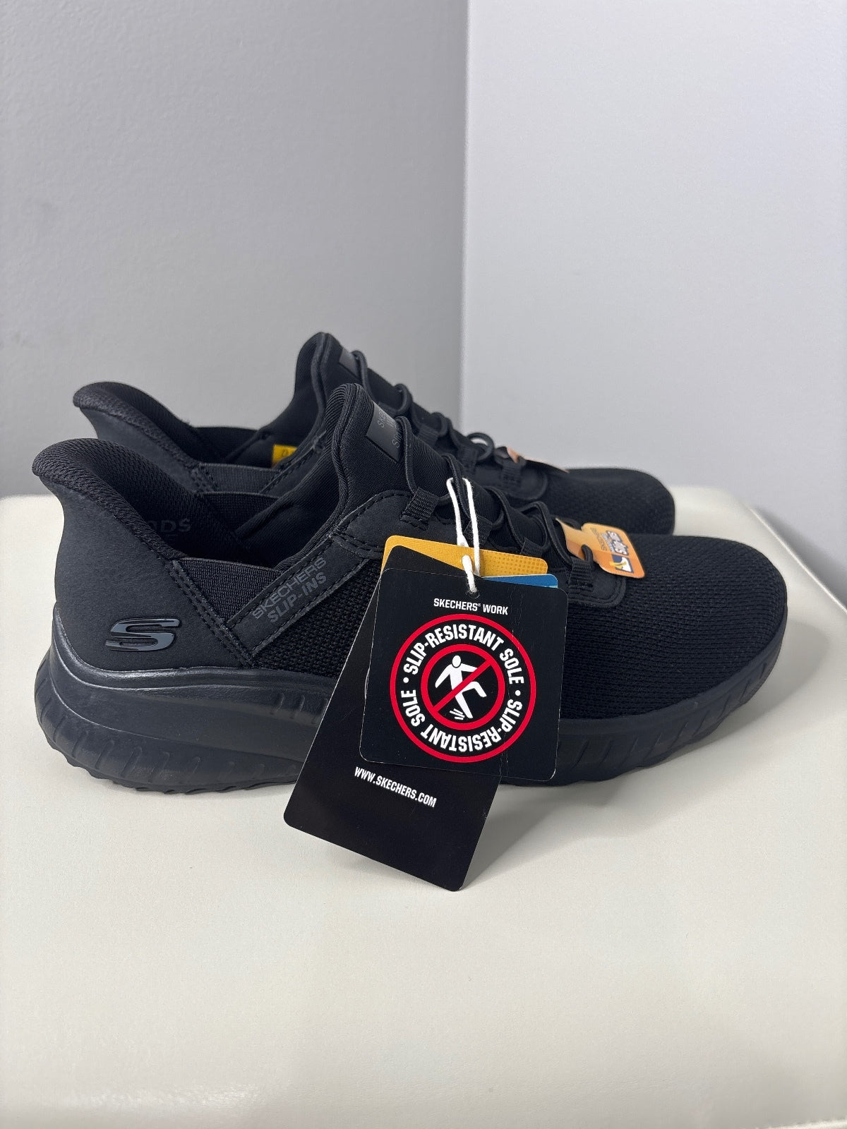 Skechers Work Slip-Resistant Black Athletic Shoes Size 7.5