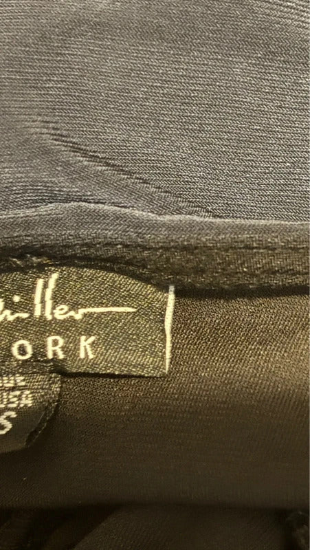 Nicole Miller New York Women’s Black Tiered Mini Dress Size XS Short Sleeve
