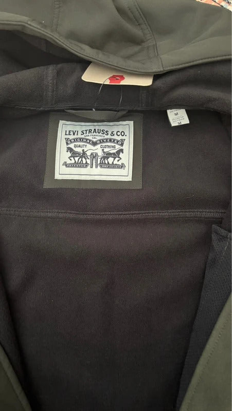 Levi’s Hooded Soft Shell Jacket NWT